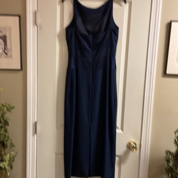 Cache Gown - Picture 3 of 5